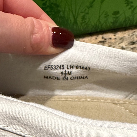 Grasshoppers Women's White Casual Flats - Picture 3 of 9